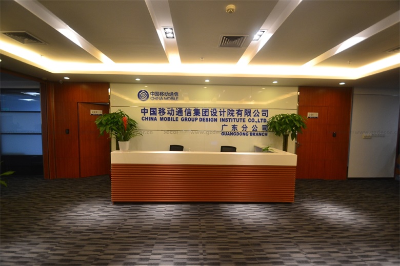 普通寫字樓設(shè)計(jì)的標(biāo)準(zhǔn)層面積通常是多少？
